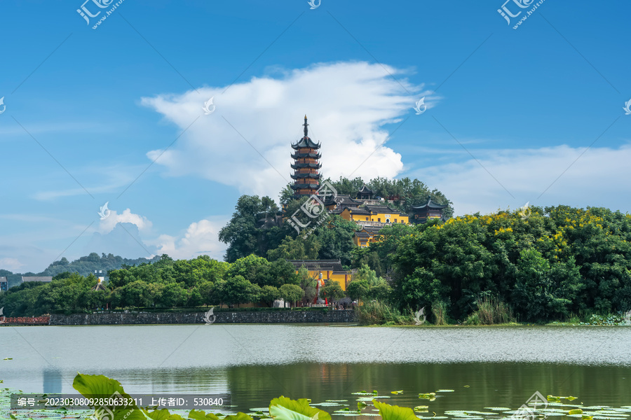 江苏镇江金山寺寺庙古建筑街景