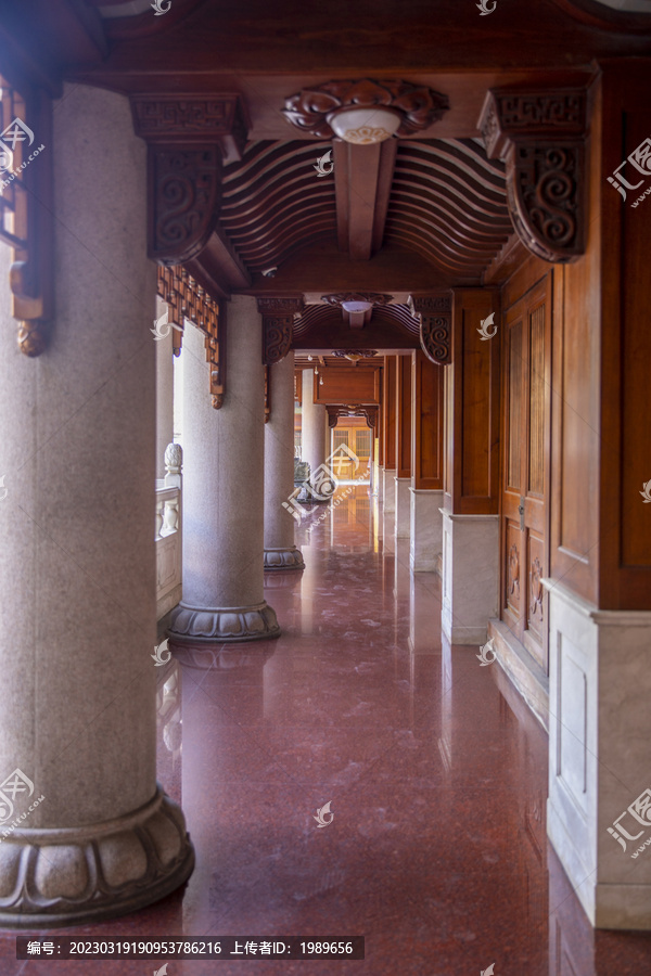 静安寺走廊