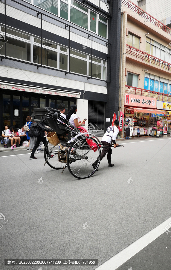 日本东京浅草寺人力车