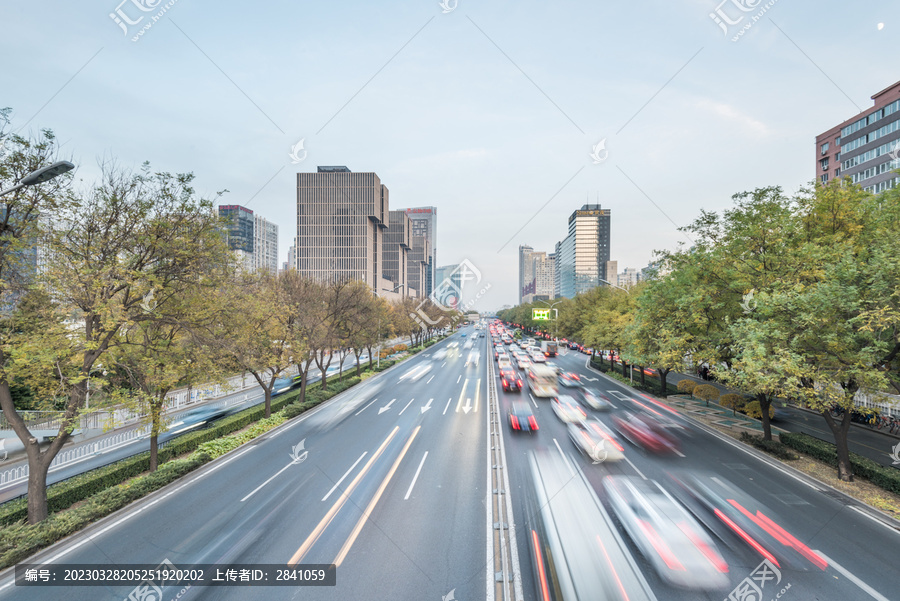 黄昏北京的道路建筑