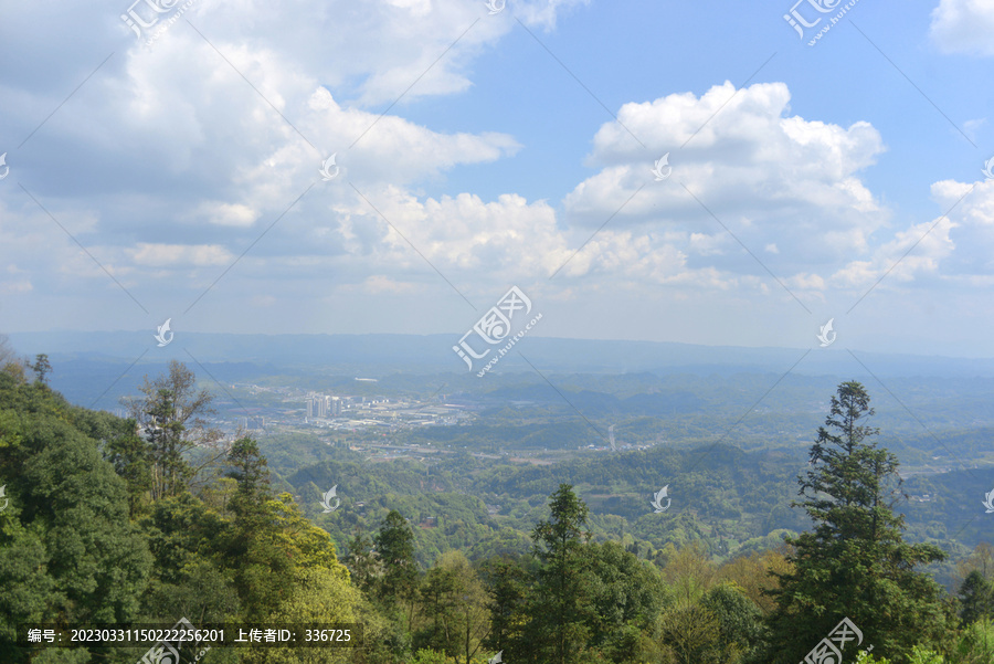 蒙顶山俯拍雅安市名山区