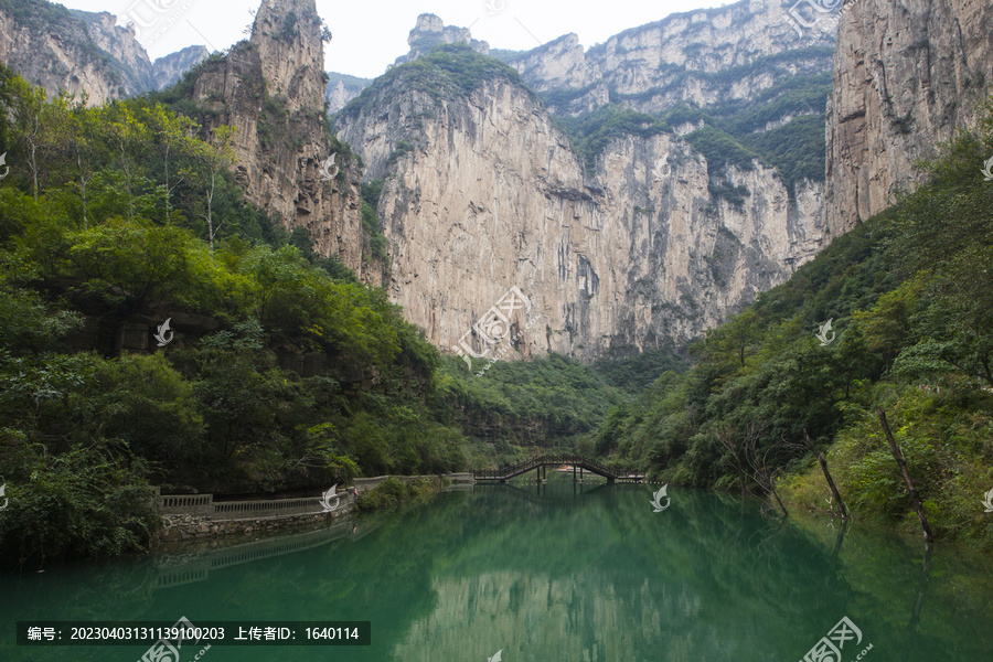 通天峡风景区