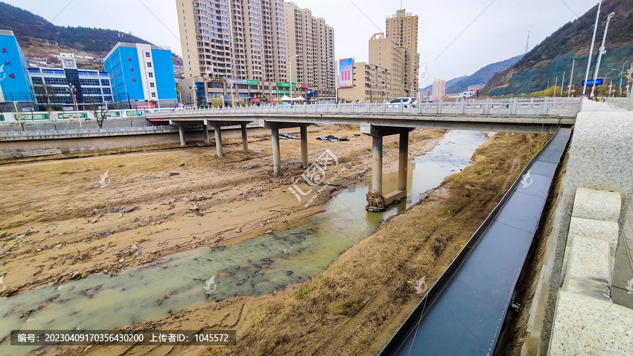 跨河大桥