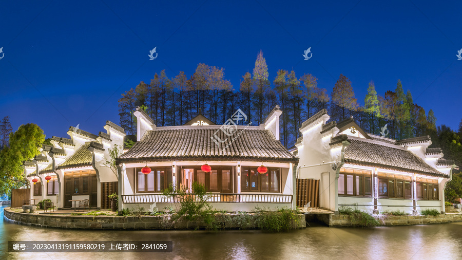 南京白鹭洲公园古建筑夜景