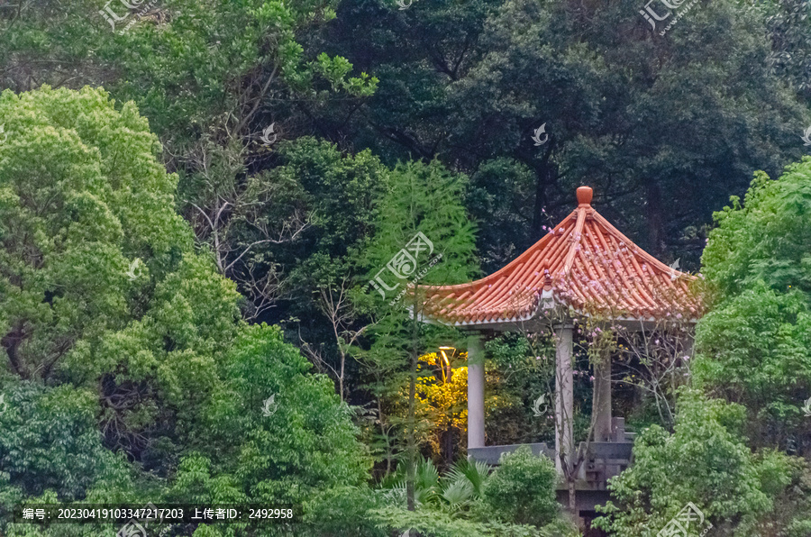 旅游植物园亭子