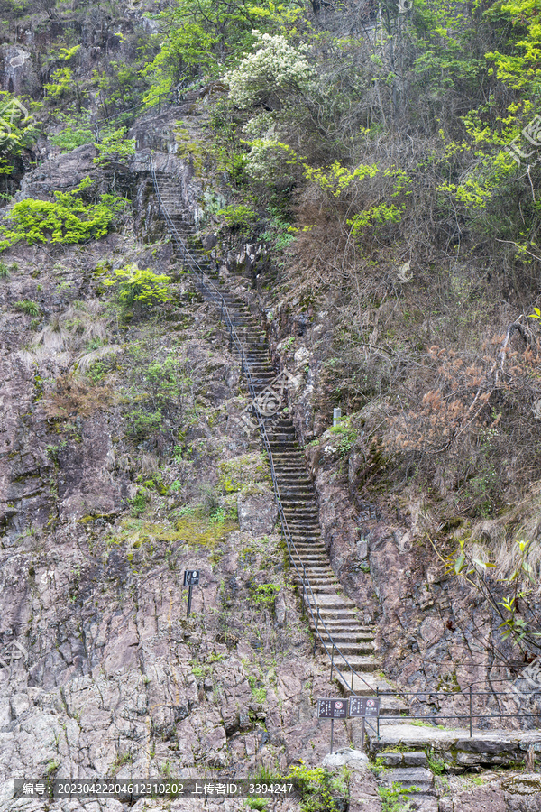 山间台阶山路