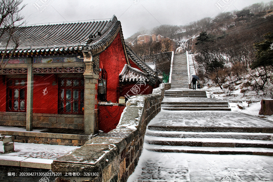 泰山玉皇顶