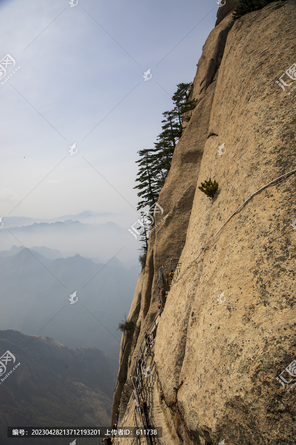 华山南峰长空栈道景区景观