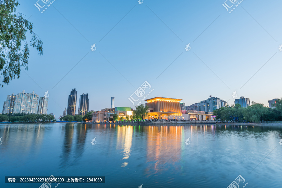 中国北京朝阳公园夜景