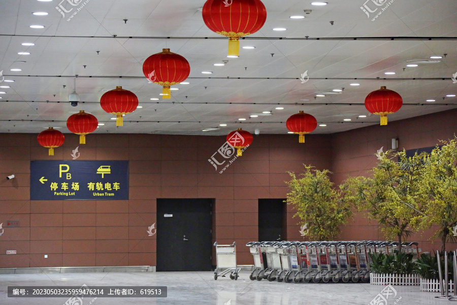 春节的沈阳机场航站楼