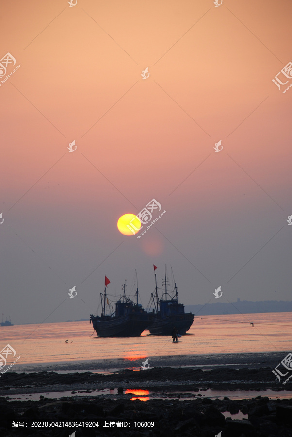 海上日出