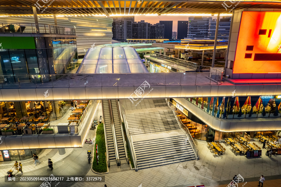 珠海金湾航空新城商圈夜景