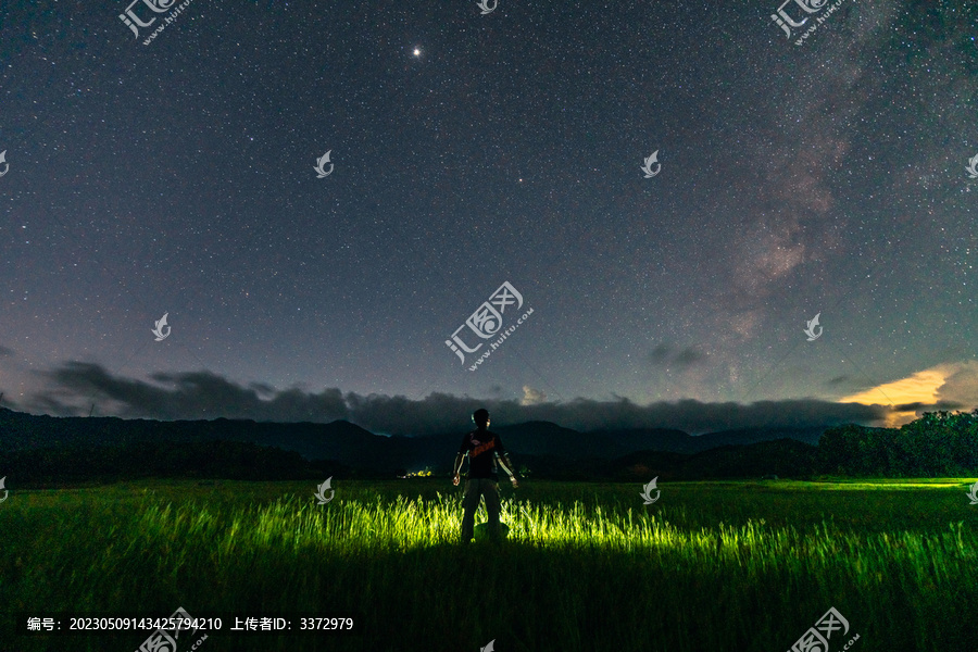 江门草原星空银河帐篷露营地