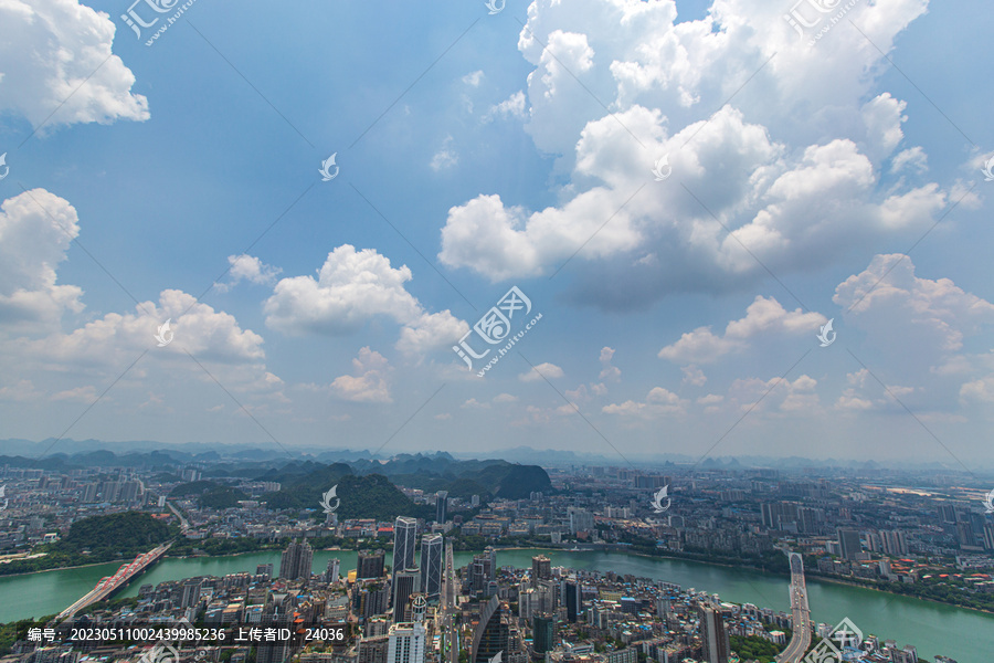 柳州城市上空