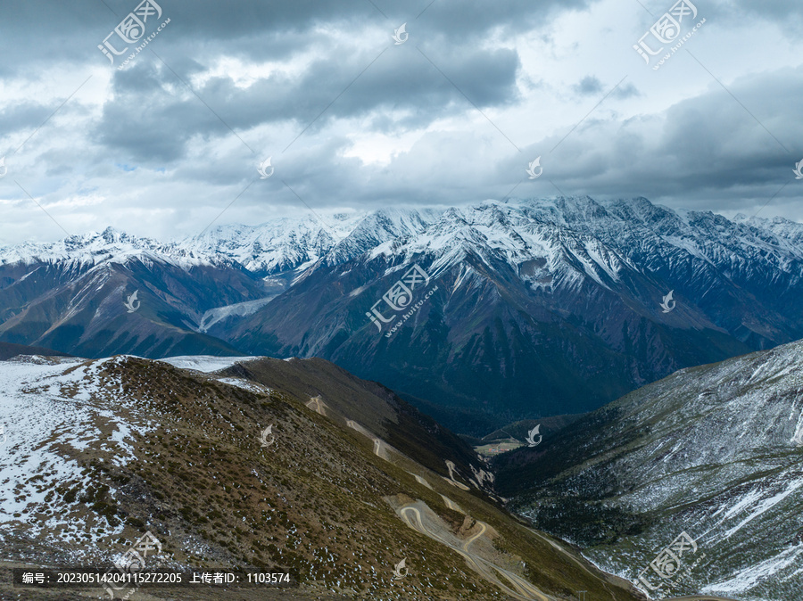 子梅垭口观贡嘎雪山