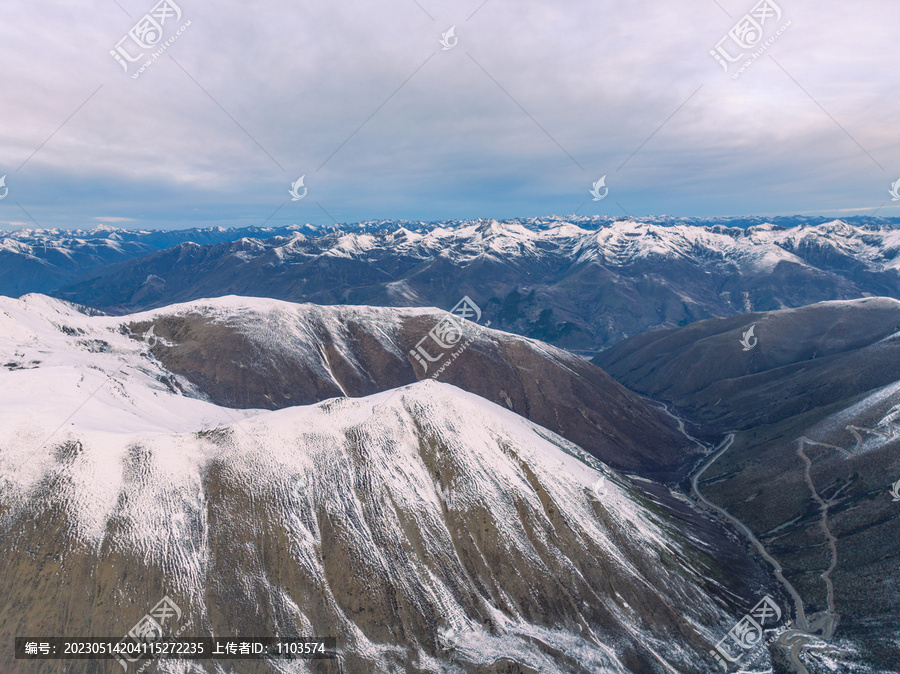 子梅垭口观看贡嘎雪山