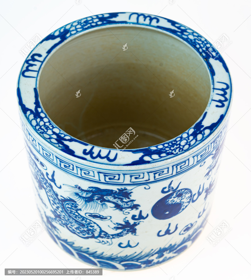 青花双龙戏珠纹香炉,手工艺品,生活百科,摄影素材,汇图网www.huitu.com