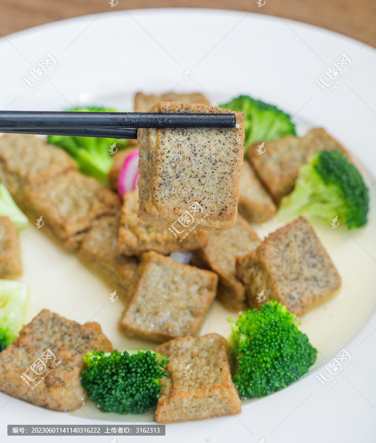 黑豆腐