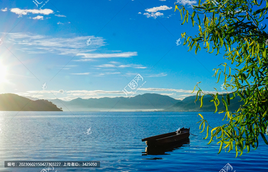 丽江泸沽湖风光