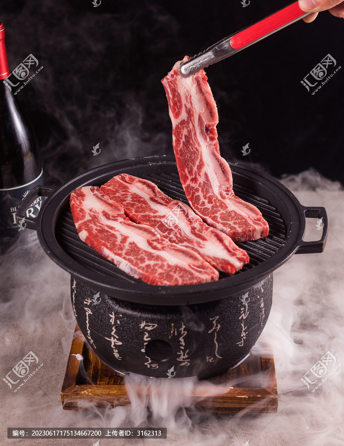 牛仔骨
