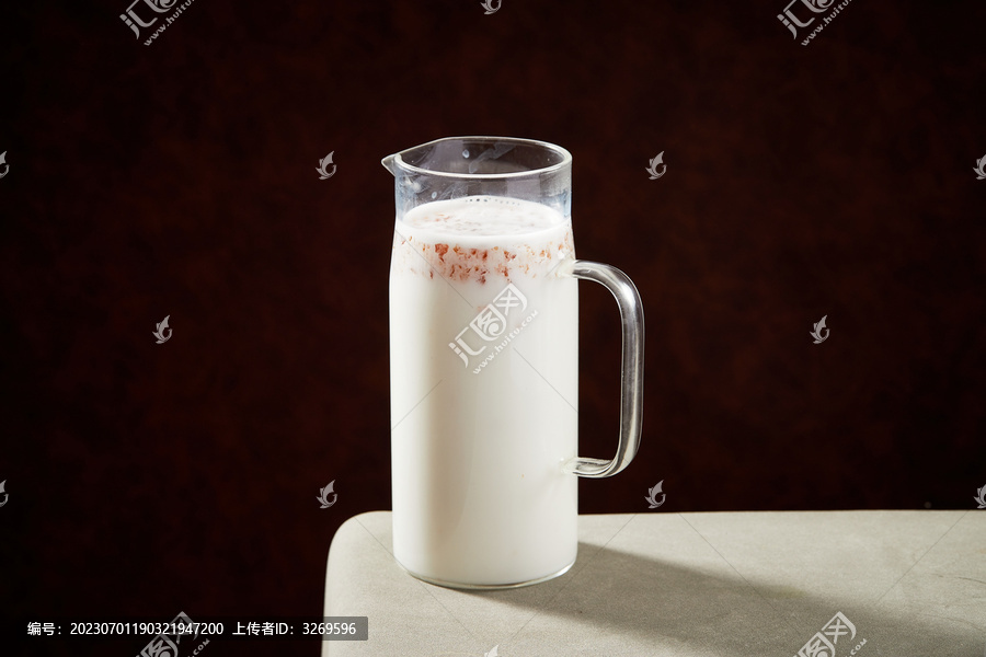 桃胶椰奶
