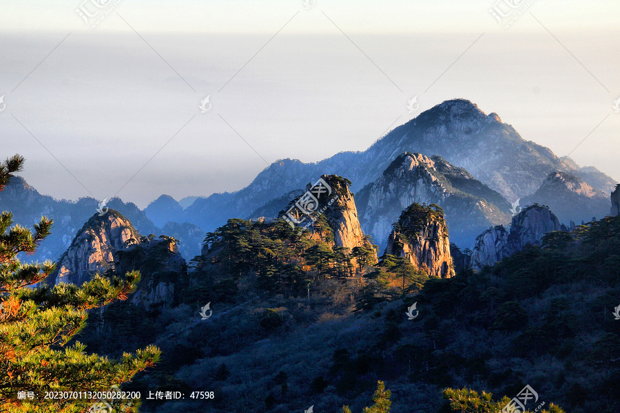 黄山远眺夕照