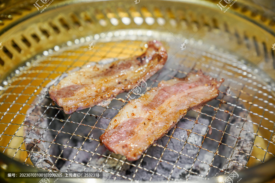 烧汁肥牛五花肉烧肉烤肉美食