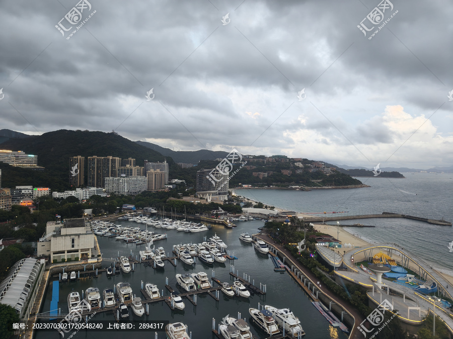 大梅沙愿望灯塔风景