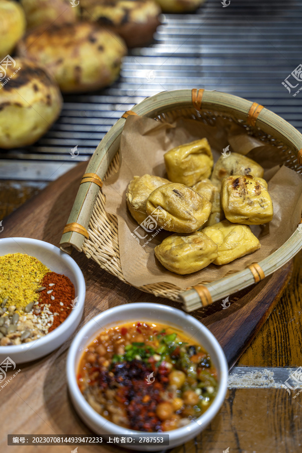 烤建水豆腐