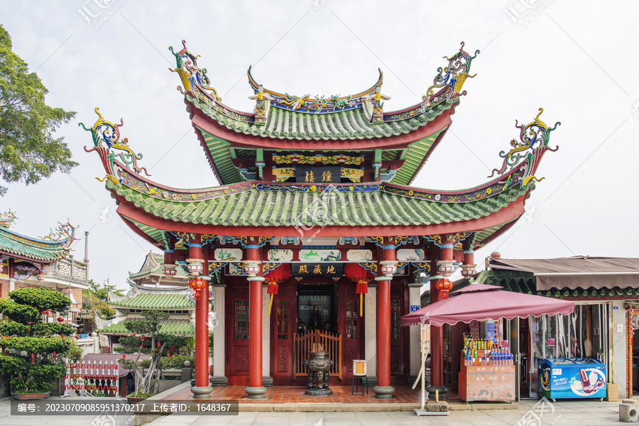 鼓浪屿日光岩寺地藏殿与钟楼