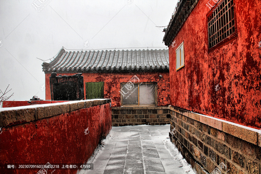 泰山极顶雪景雪中泰山