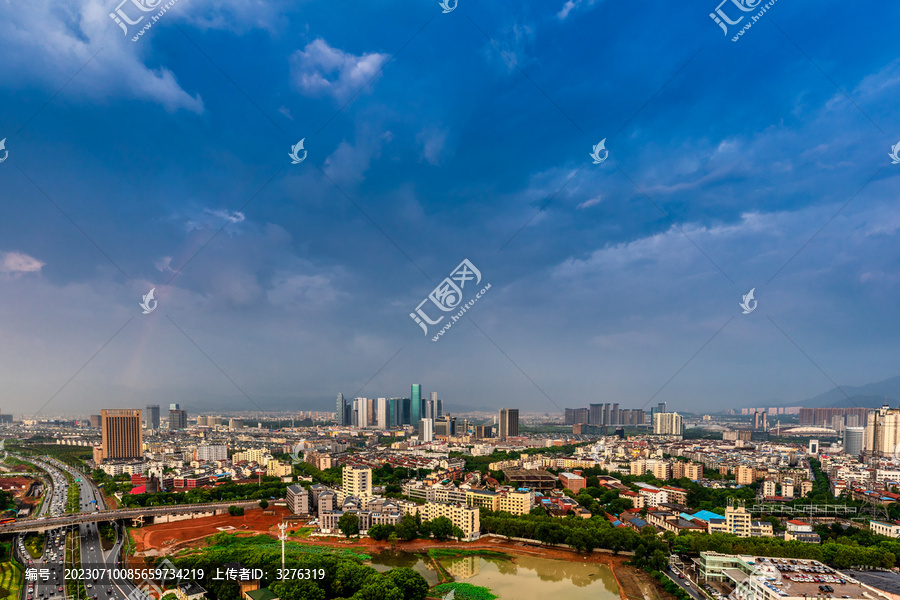 义乌夏季城市风光高视角全景图