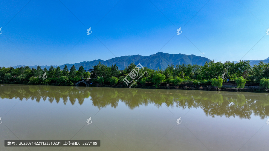 青山绿水全景