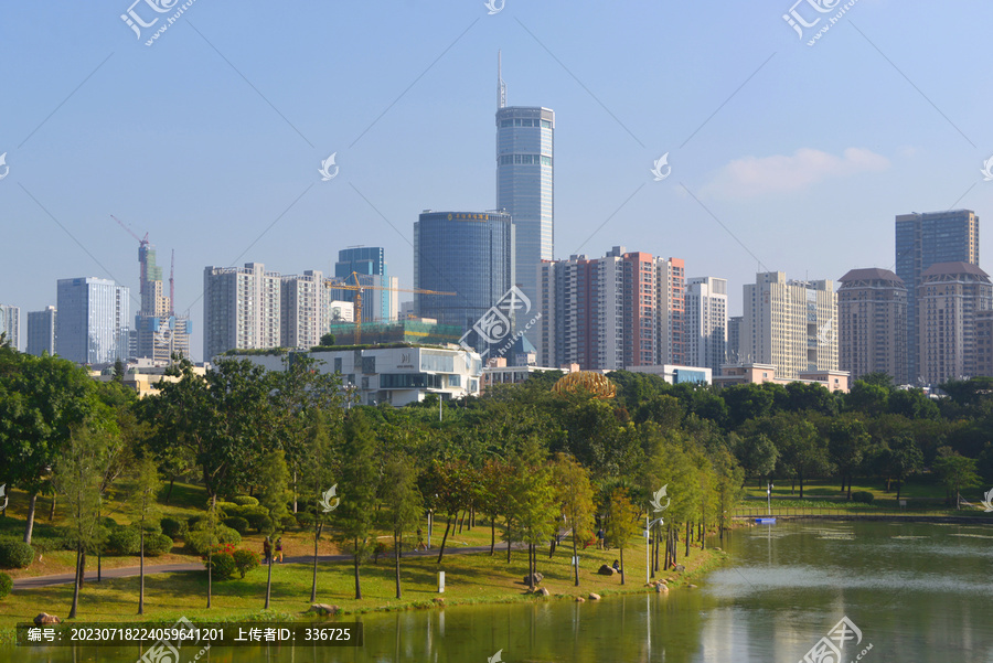 深圳中心公园及城市摩天大楼