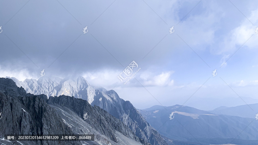 玉龙雪山