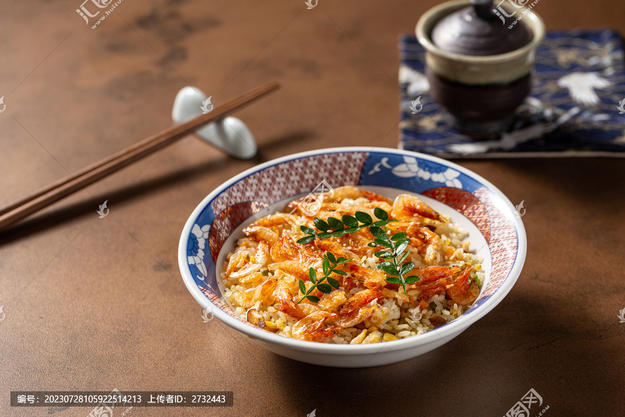 樱花虾炒饭