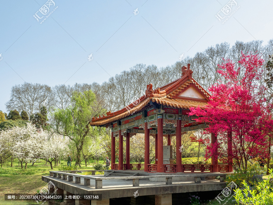 南京梅花山仿古建筑