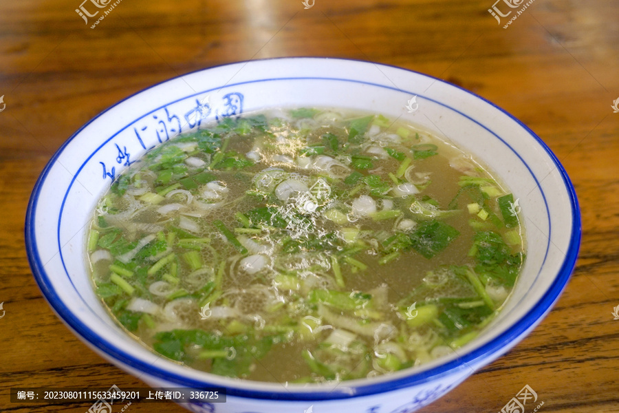 传统美食洛阳牛肉汤