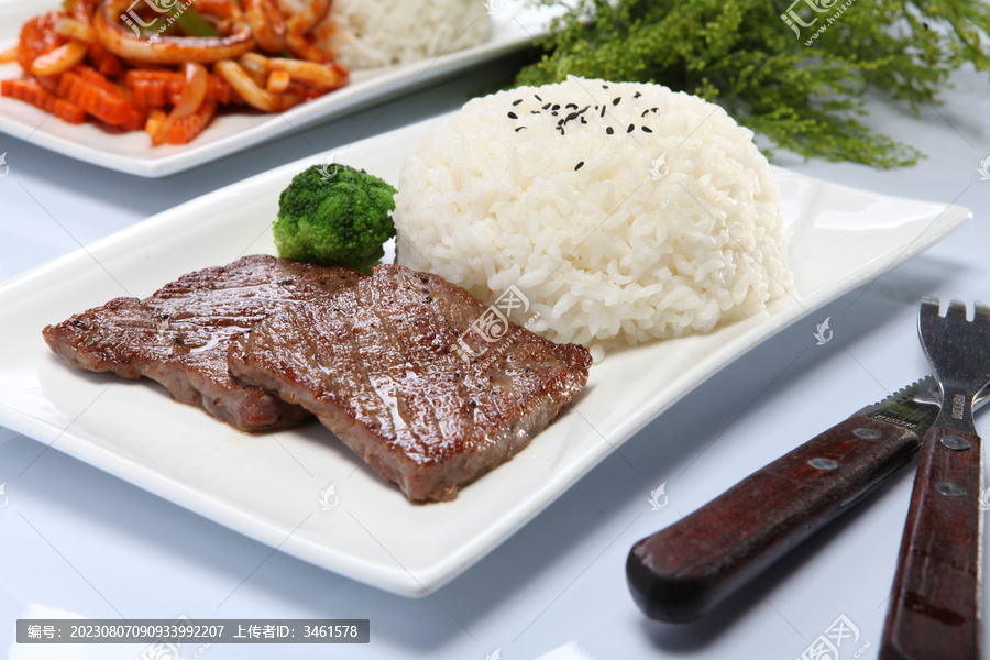 黑胡椒牛扒饭