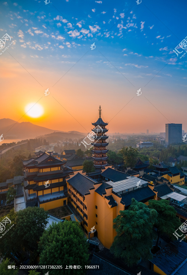 南京市古鸡鸣寺航拍风光