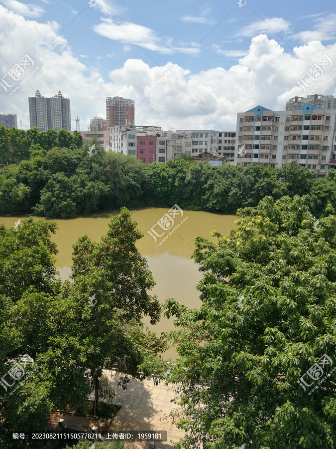 河流