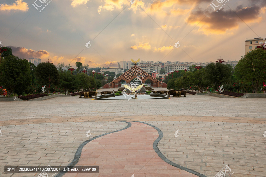 云南楚雄彝族十月太阳历文化园