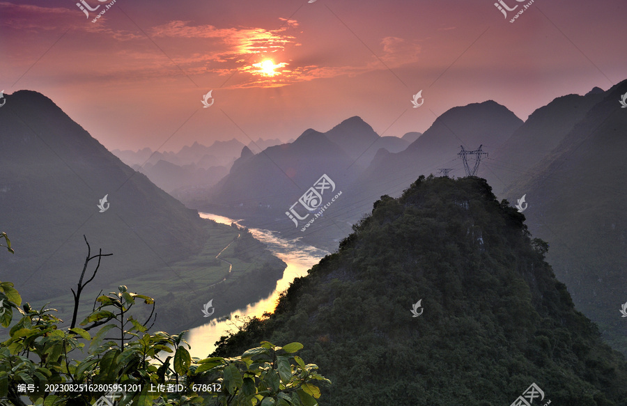 自然山河晨景