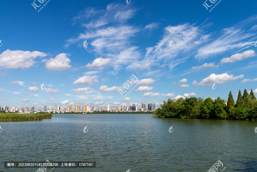 湖景