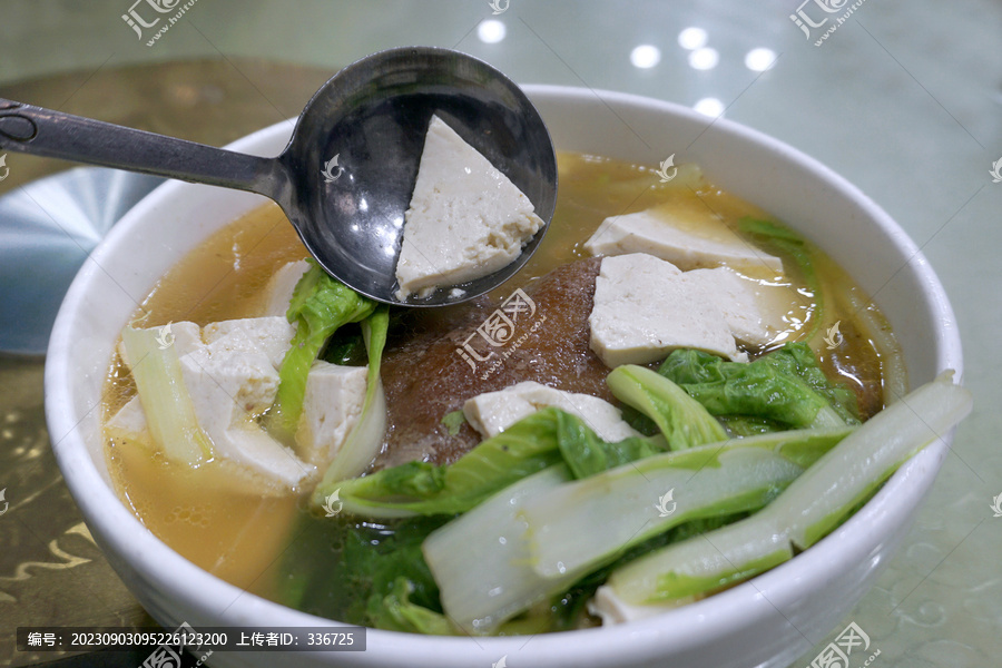 四川剑门关剑阁豆腐宴蹄花豆腐