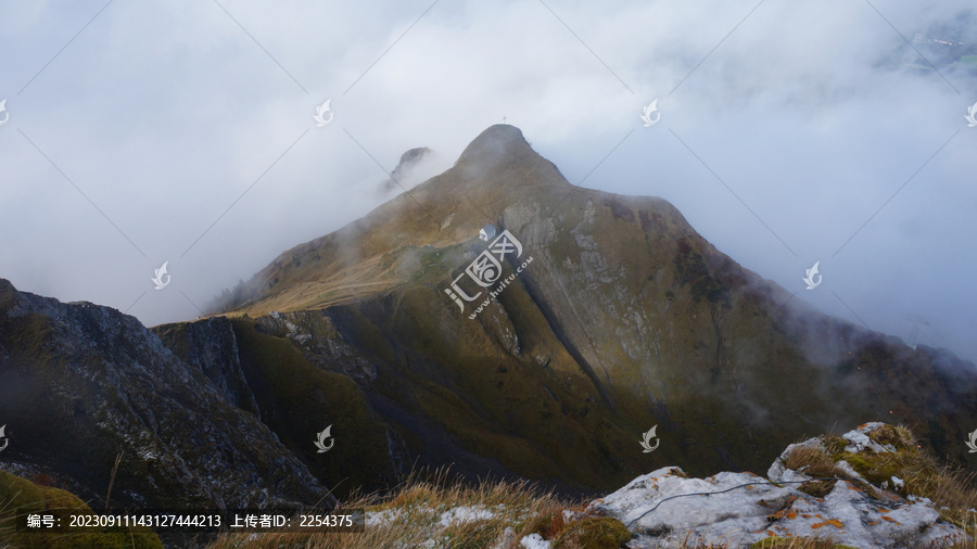 阿尔卑斯山脉之皮拉图斯山