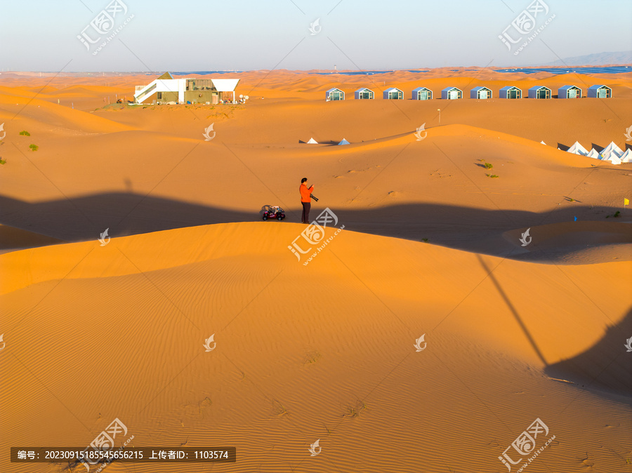腾格里沙漠阳光沙海露营地