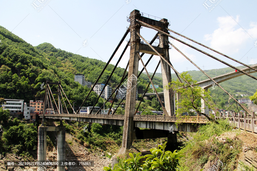 安康水电站公路大桥