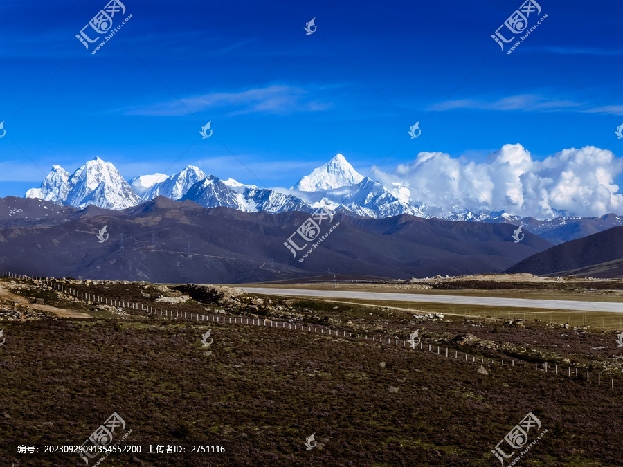 贡嘎山