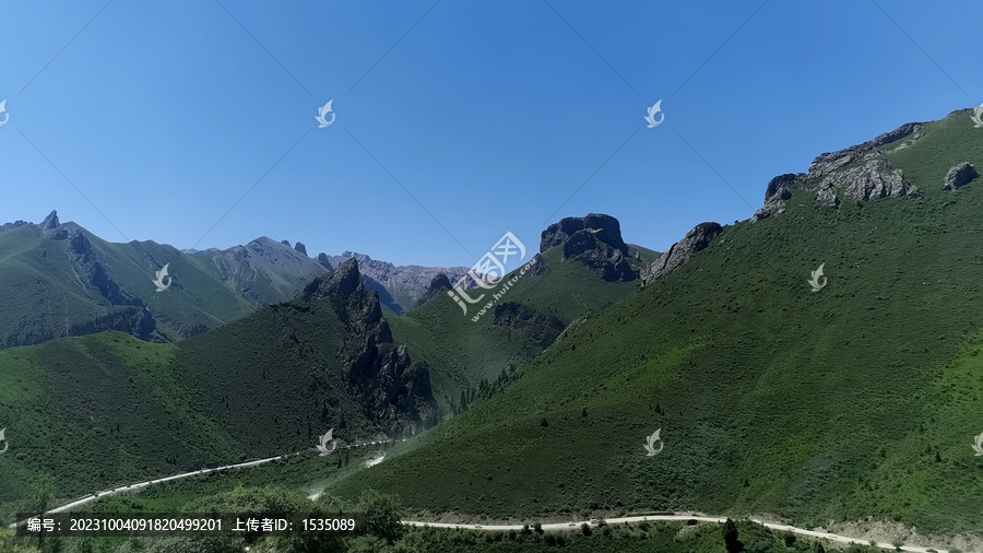 洛克之路沿途风景之蜿蜒山路